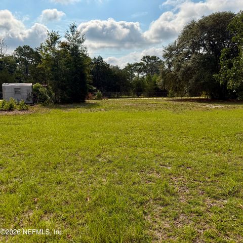 304 DAWN Avenue, Interlachen, FL 32148
