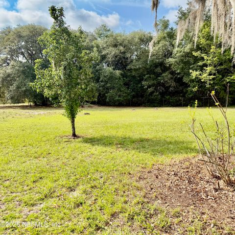 304 DAWN Avenue, Interlachen, FL 32148