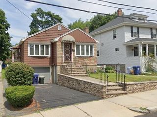117 Fairmount St, Boston, MA 02124
