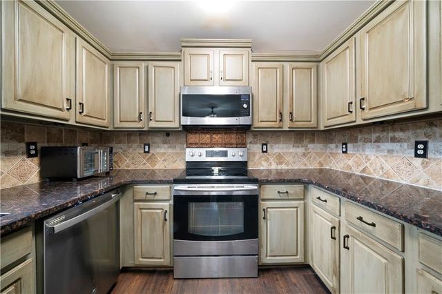 372 Jake Whorton SE Road, Silver Creek, GA 30173