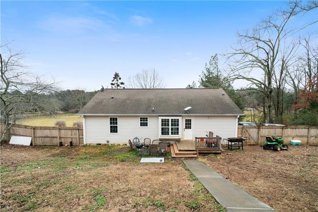 372 Jake Whorton SE Road, Silver Creek, GA 30173