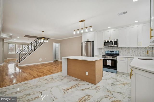 6866 N 19TH ST, Philadelphia, PA 19126