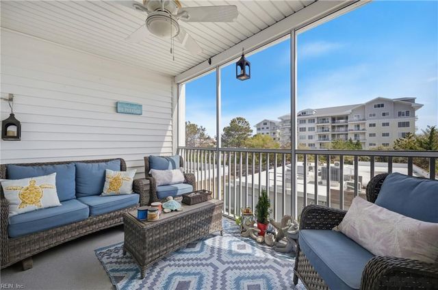 320 Sandbridge Rd Apt 305, Virginia Beach, VA 23456