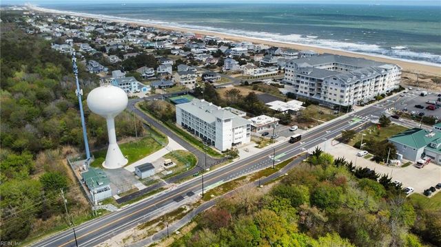 320 Sandbridge Rd Apt 305, Virginia Beach, VA 23456