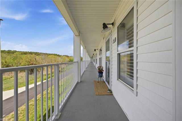 320 Sandbridge Rd Apt 305, Virginia Beach, VA 23456