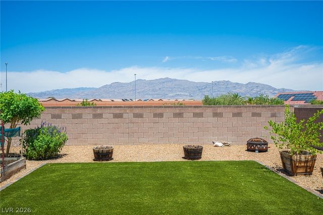 4136 Midnight Crest Avenue, North Las Vegas, NV 89031