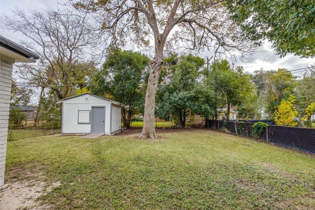 2545 Jackson Street, La Marque, TX 77568