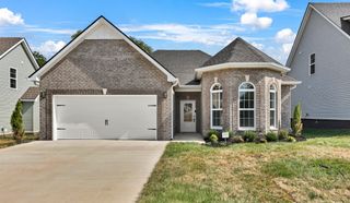 1129 Mourning Cloak Dr, Clarksville, TN 37043