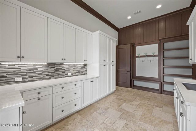 5300 CHANDLER BEND Drive, Jacksonville, FL 32224