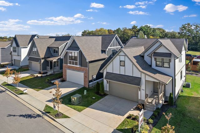 749 Caraway Ln, Nashville, TN 37211