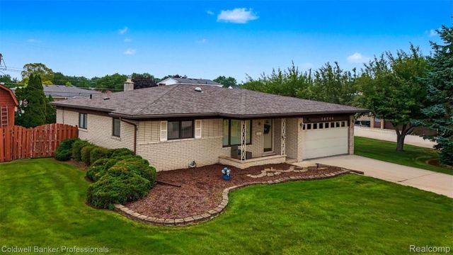 36544 Thomas Drive, Sterling Heights, MI 48312
