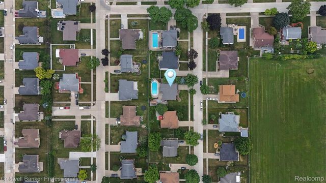 36544 Thomas Drive, Sterling Heights, MI 48312
