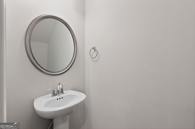 110 Village Green Drive NW, Adairsville, GA 30103