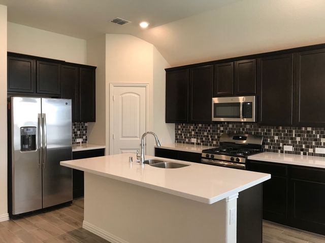 4532 Frost Avenue, Celina, TX 76227