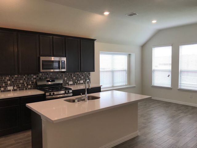 4532 Frost Avenue, Celina, TX 76227