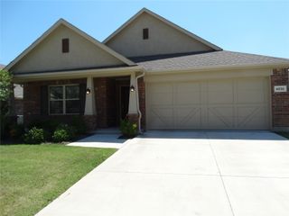 4532 Frost Avenue, Aubrey, TX 75009