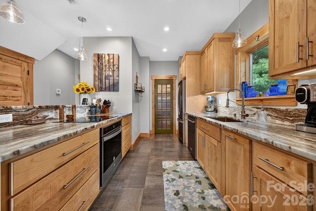 208 Gravely Branch Road, Fletcher, NC 28732
