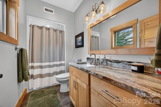 208 Gravely Branch Road, Fletcher, NC 28732