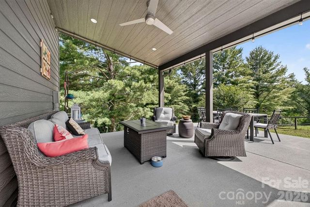 208 Gravely Branch Road, Fletcher, NC 28732