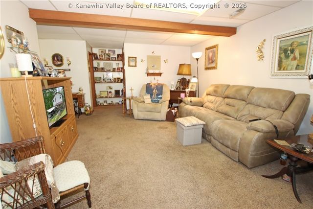 421 Mistletoe Lane, Elkview, WV 25071