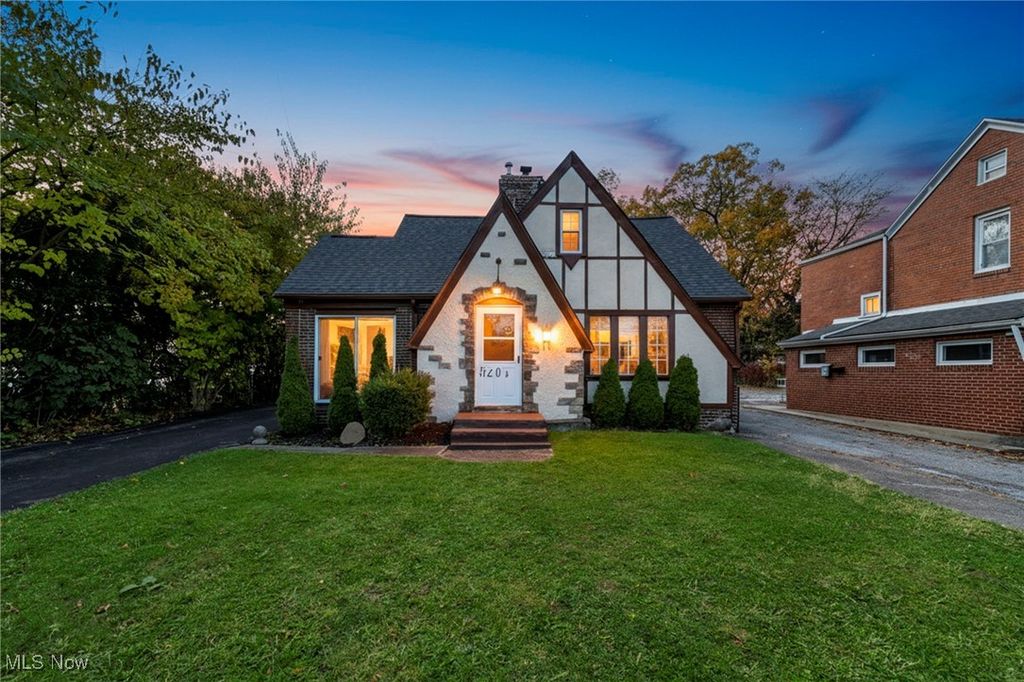 5204 Turney Road, Garfield Heights, OH 44125