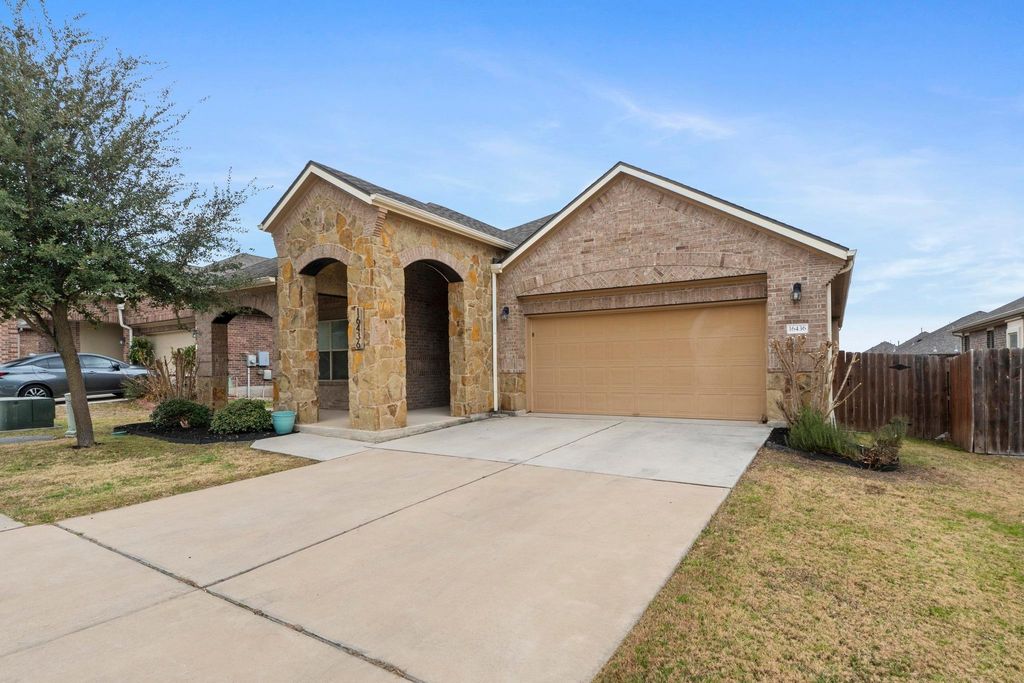 16436 Vescovo LN, Pflugerville, TX 78660