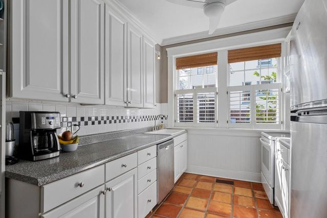 301 10th NE Street 2, Atlanta, GA 30309