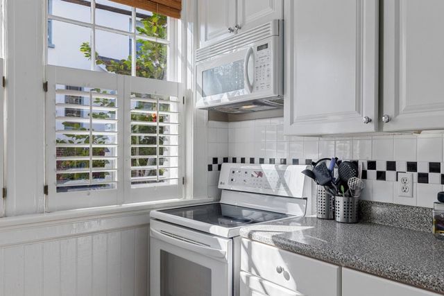 301 10th NE Street 2, Atlanta, GA 30309