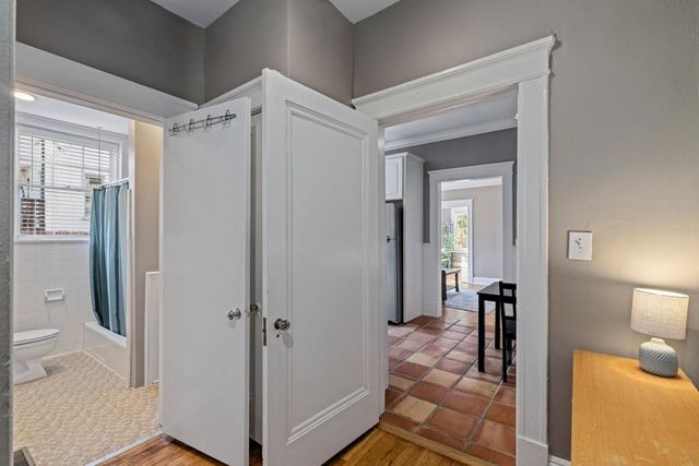 301 10th NE Street 2, Atlanta, GA 30309