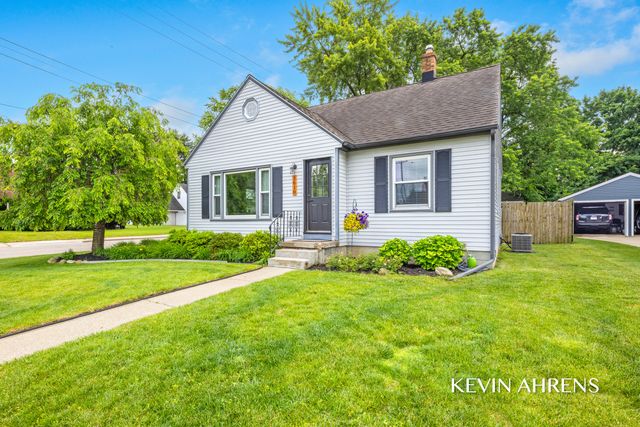 3610 Crystal Street SW, Grandville, MI 49418