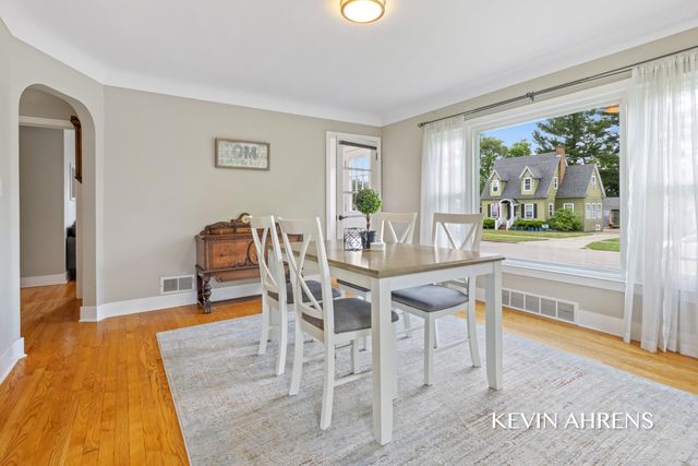 3610 Crystal Street SW, Grandville, MI 49418