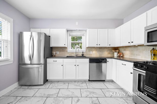 3610 Crystal Street SW, Grandville, MI 49418