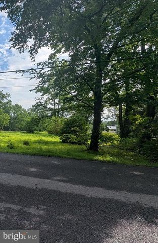 2565 ALLENTOWN RD, Quakertown, PA 18951