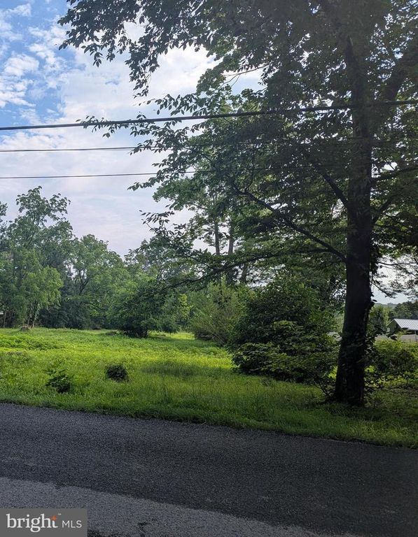 2565 ALLENTOWN RD, Quakertown, PA 18951