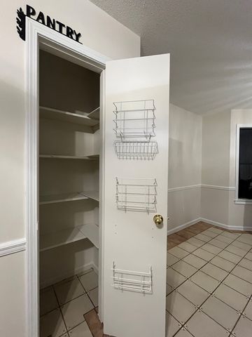 2303 Shadybrook Lane, Dothan, AL 36303