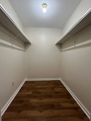 2303 Shadybrook Lane, Dothan, AL 36303