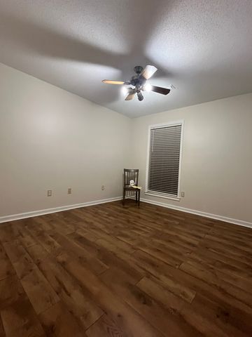 2303 Shadybrook Lane, Dothan, AL 36303