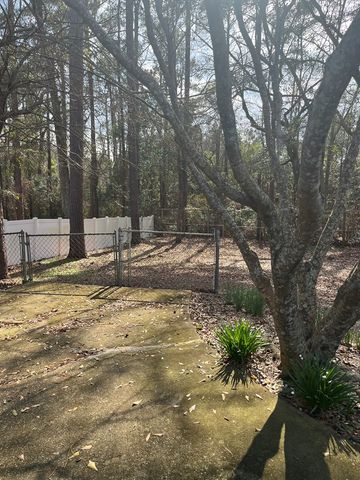 2303 Shadybrook Lane, Dothan, AL 36303