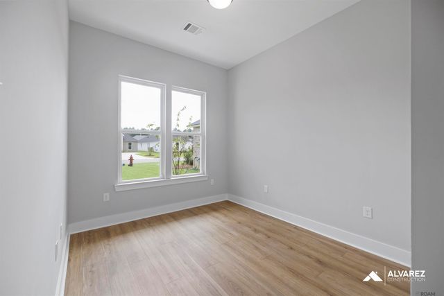 25305 Burlington Dr, Denham Springs, LA 70726