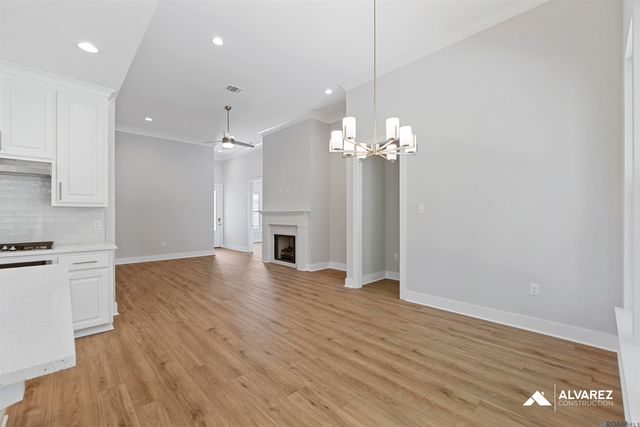 25305 Burlington Dr, Denham Springs, LA 70726