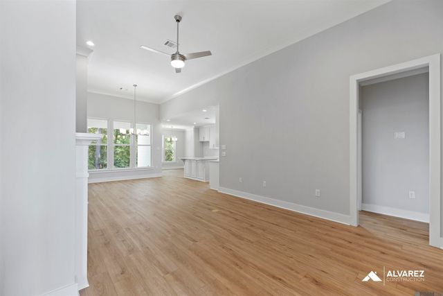 25305 Burlington Dr, Denham Springs, LA 70726