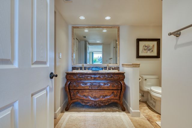 1480 Ocean Drive 2G, Vero Beach, FL 32963