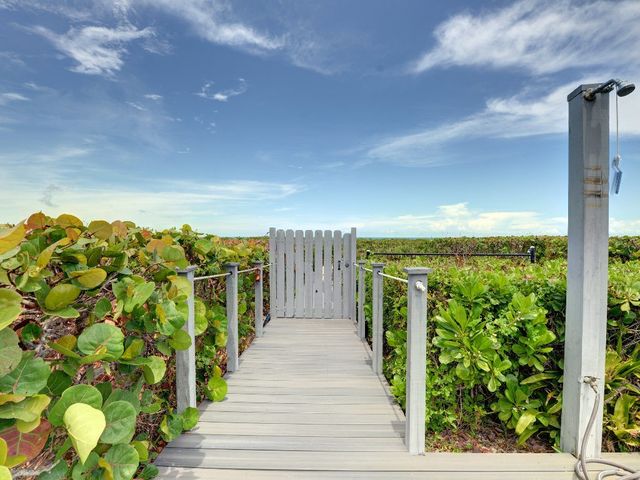 1480 Ocean Drive 2G, Vero Beach, FL 32963