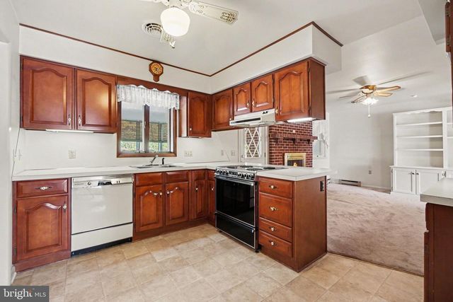 280 SHATTO DRIVE, Carlisle, PA 17013
