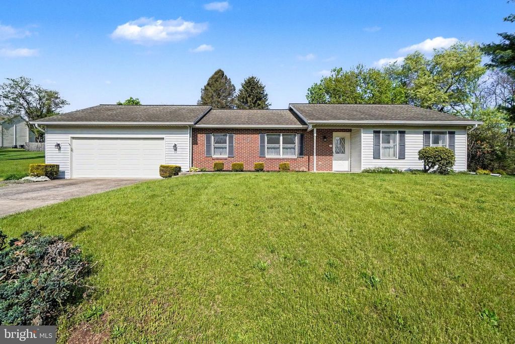 280 SHATTO DRIVE, Carlisle, PA 17013