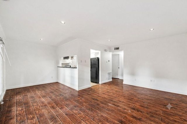 3922 W Alabama Street 1, Houston, TX 77027