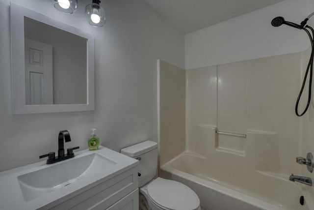 2092 Woodlake Lane, Young Harris, GA 30582