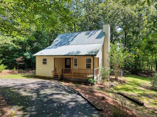 2092 Woodlake Lane, Young Harris, GA 30582