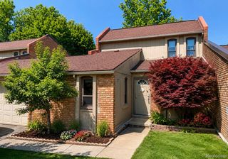 2910 Moon Lake Drive, West Bloomfield Charter Township, MI 48323