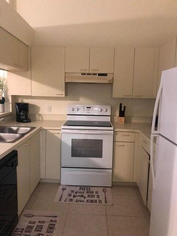13825 YARMOUTH Drive C, Wellington, FL 33414